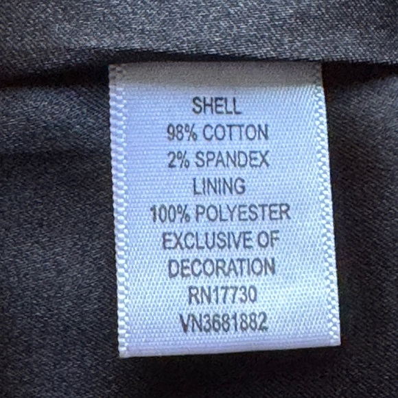 Elegant Women's Black Velvet Blazer - Picture 5 of 5